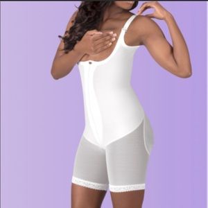 DESIGN VERONIQUE-Zippered Molded GIRDLE size M